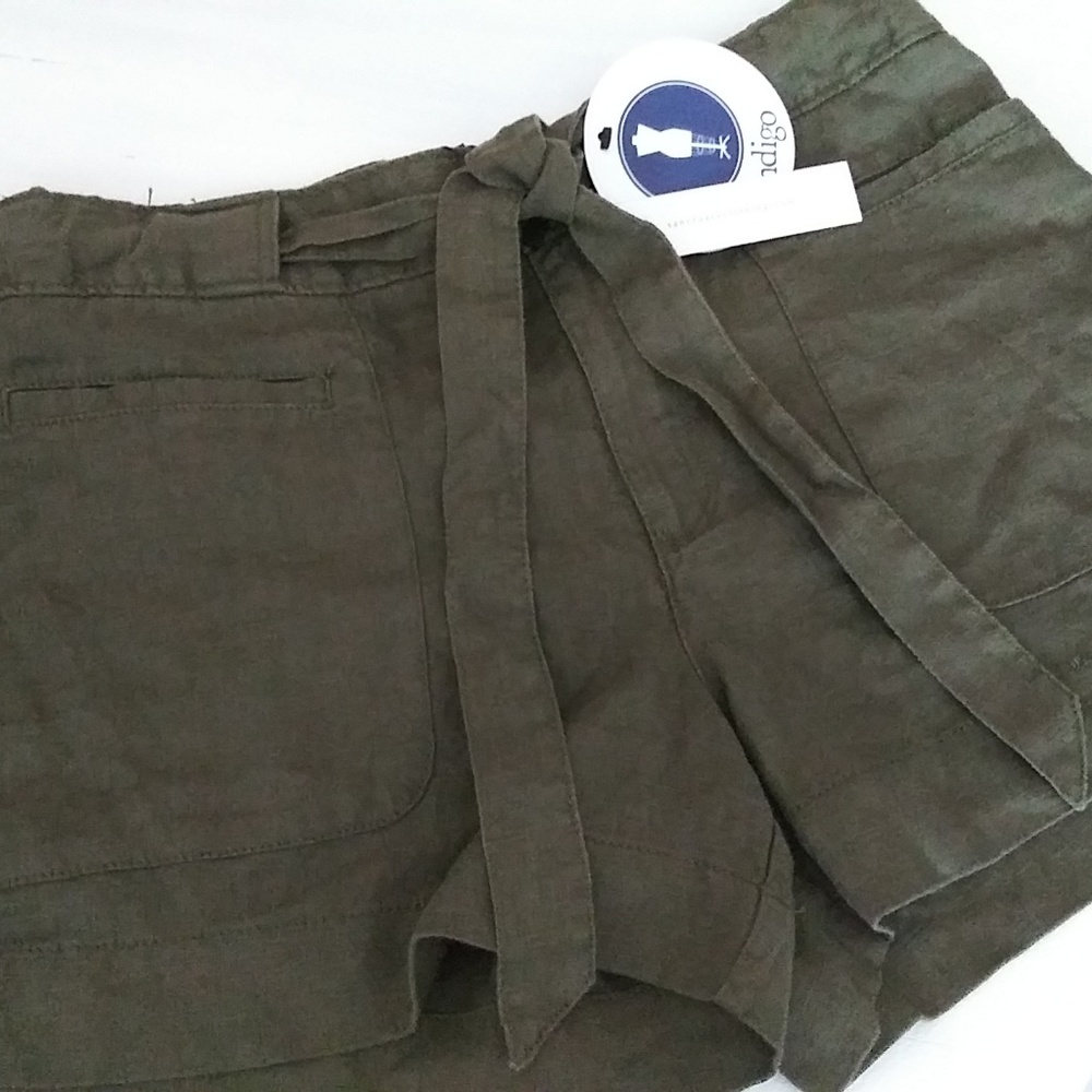 New with tags Army green shorts